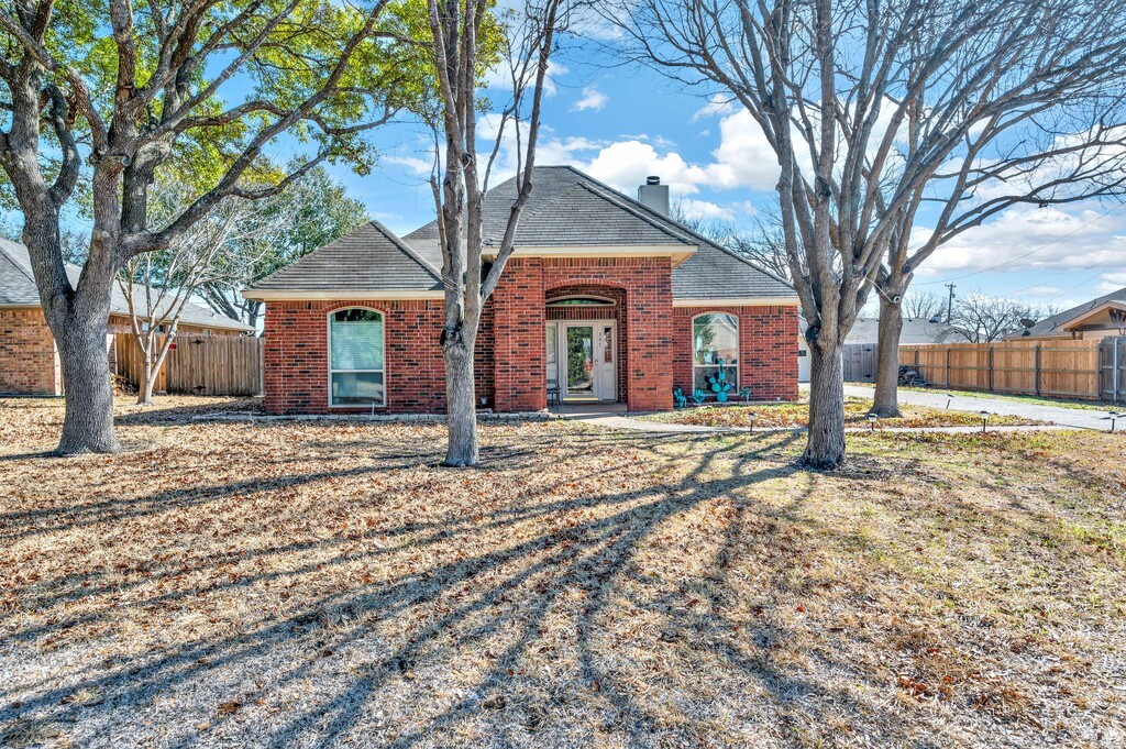 347 April Lane Hewitt TX 76643