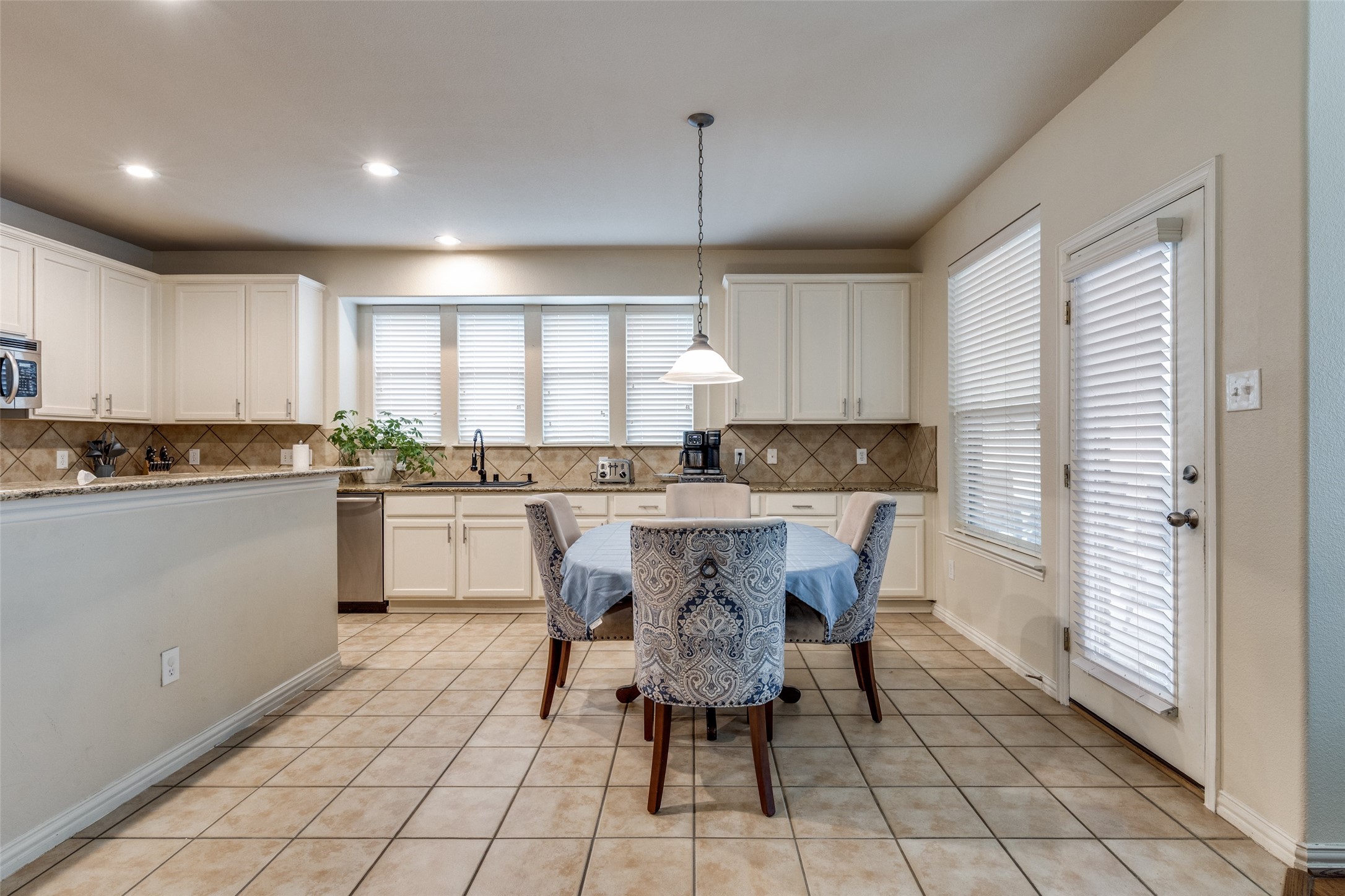 3609 Dalton Street Fort Worth TX 76244