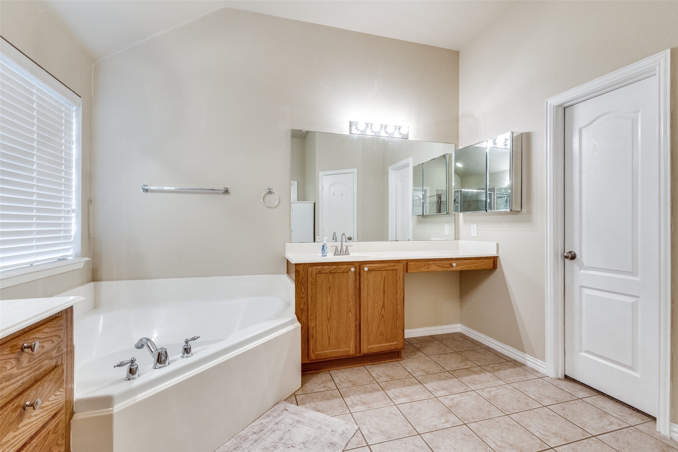 3609 Dalton Street Fort Worth TX 76244