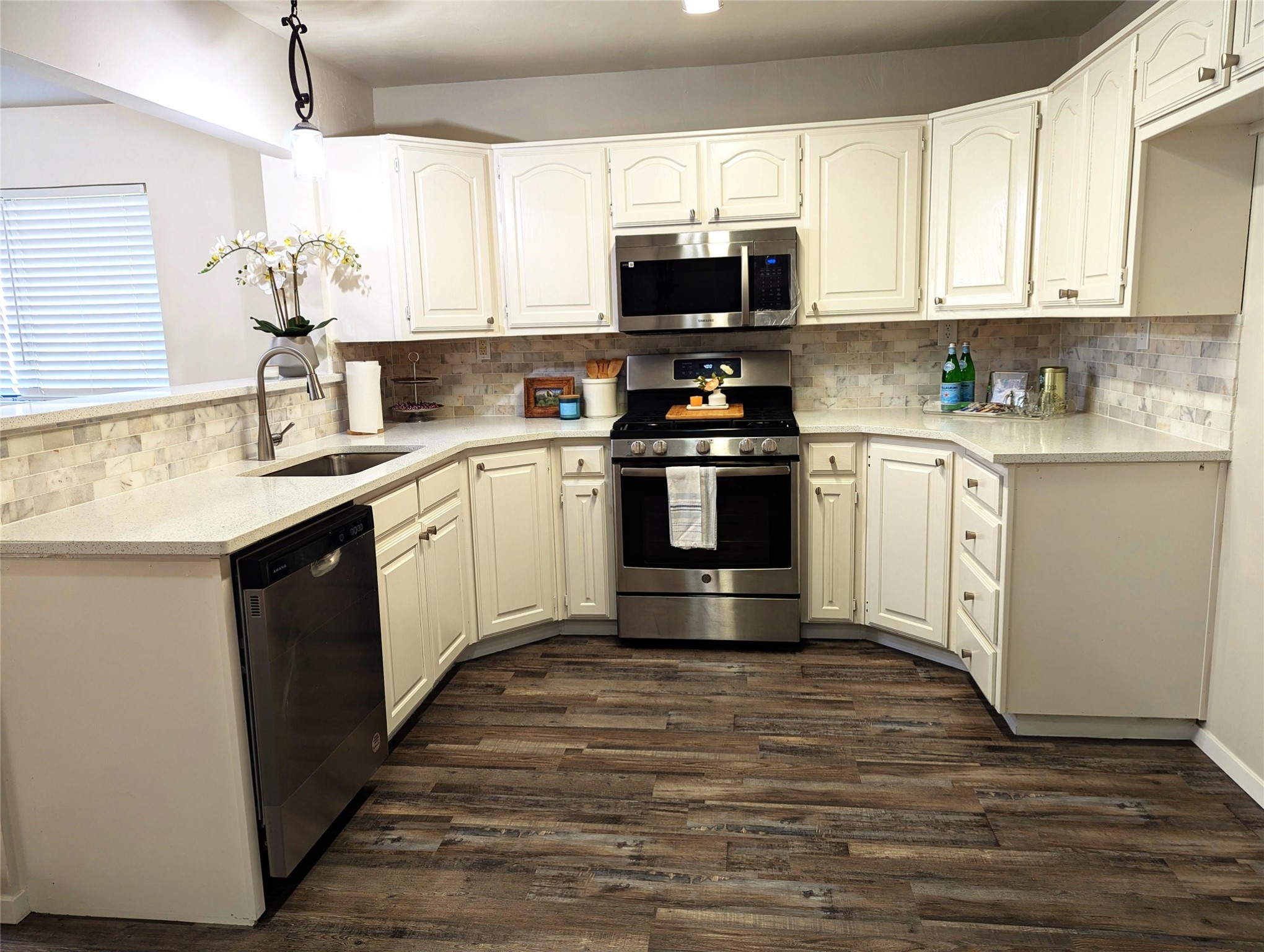 142 Price Drive Lewisville TX 75067