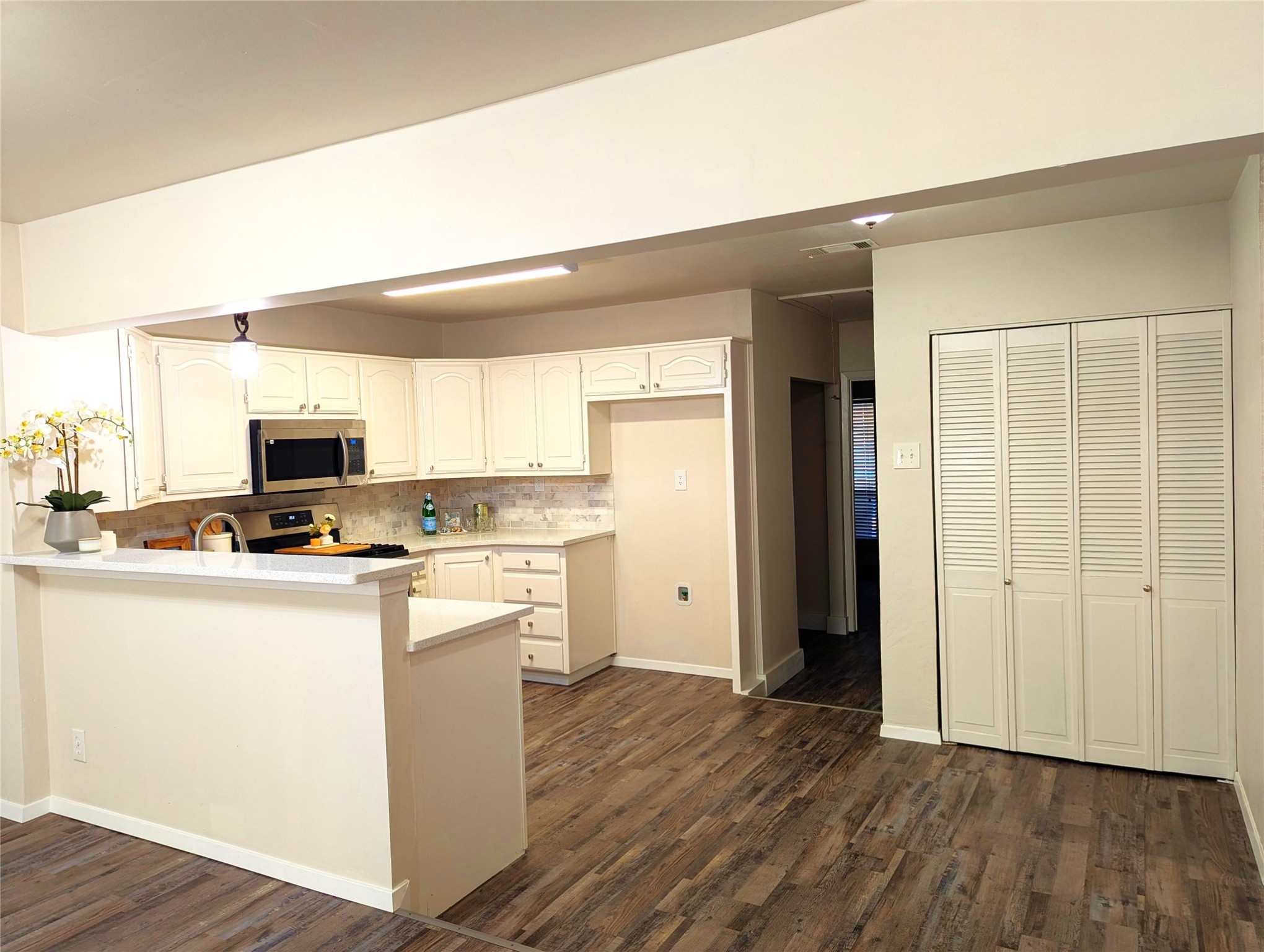 142 Price Drive Lewisville TX 75067