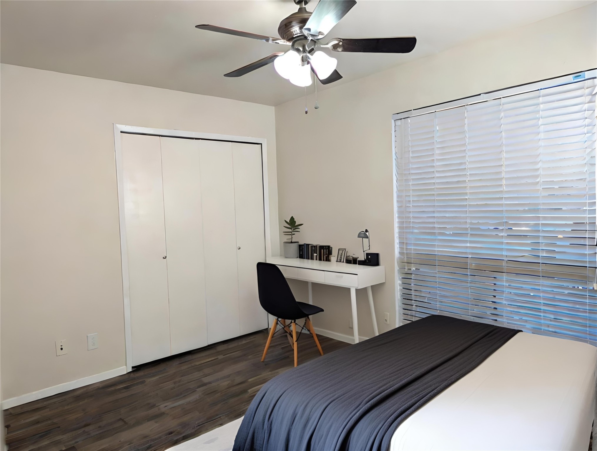 142 Price Drive Lewisville TX 75067
