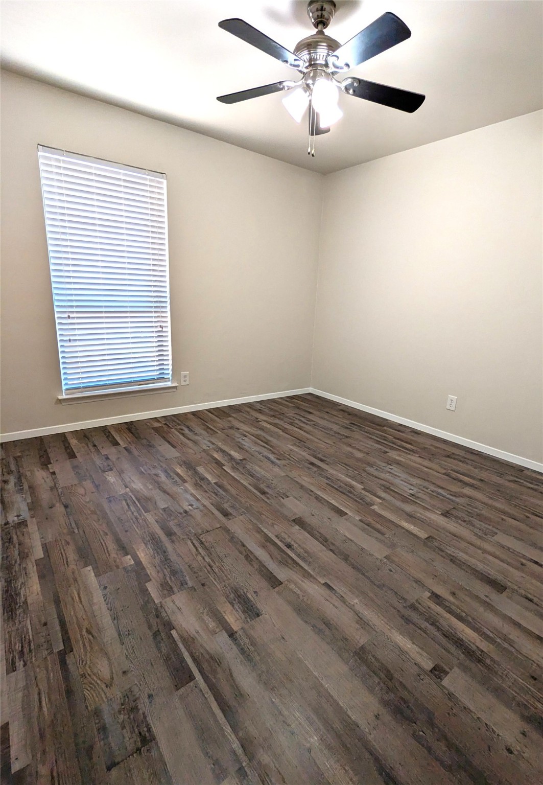 142 Price Drive Lewisville TX 75067