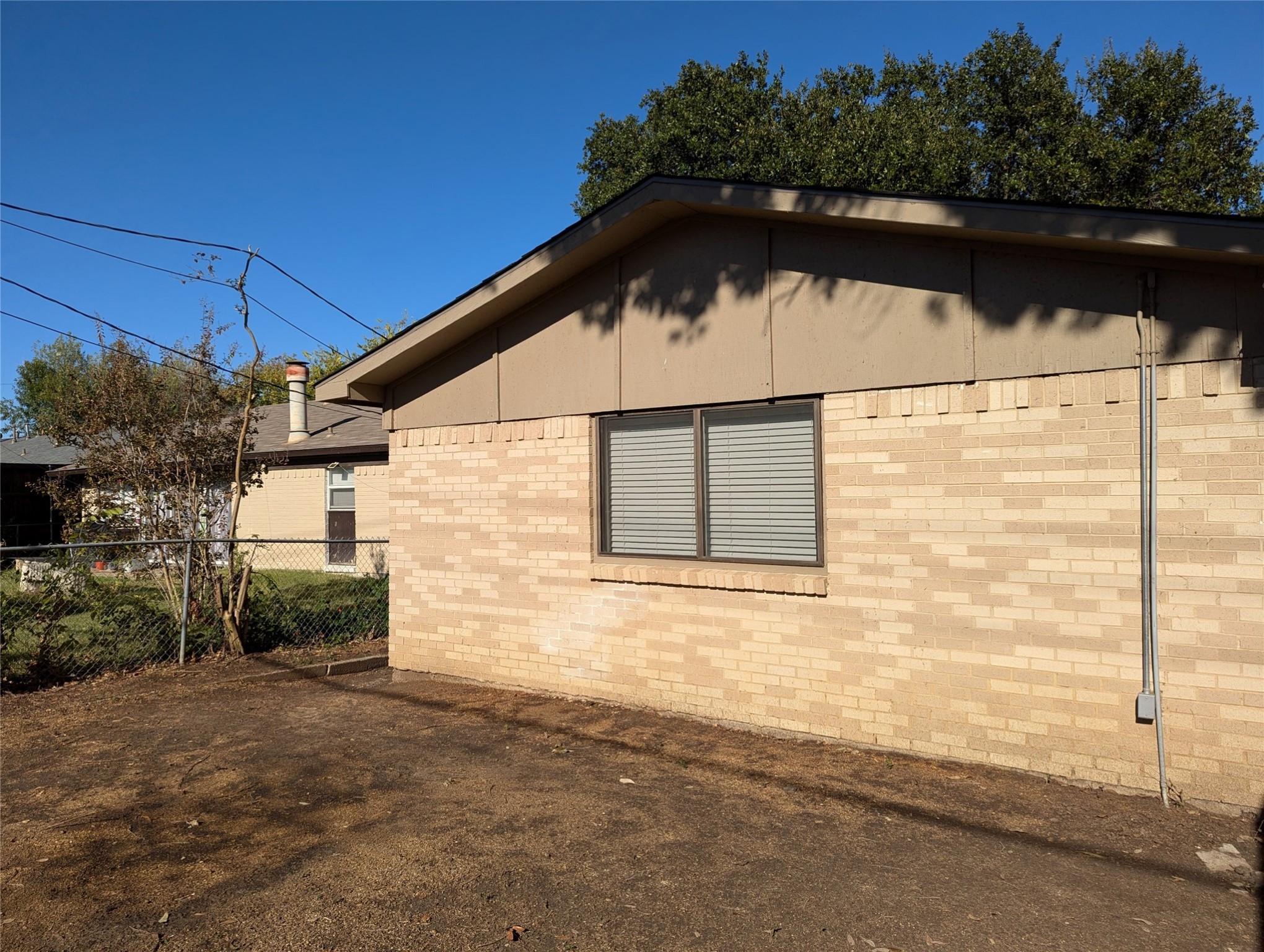 142 Price Drive Lewisville TX 75067