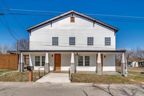 610 Tyler Street Ennis TX 75119