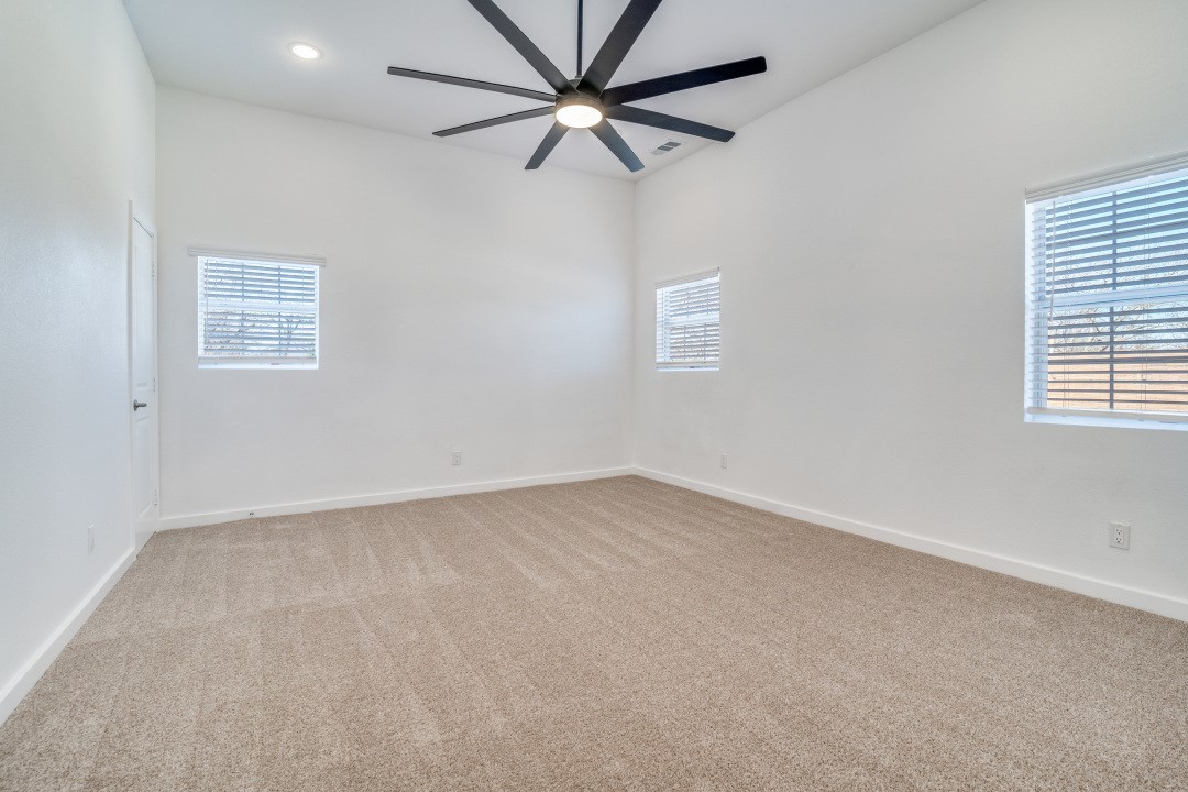 610 Tyler Street Ennis TX 75119