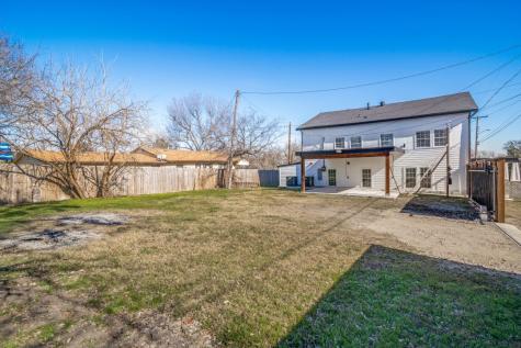 610 Tyler Street Ennis TX 75119