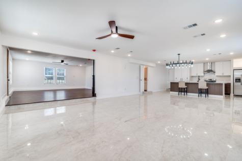 610 Tyler Street Ennis TX 75119