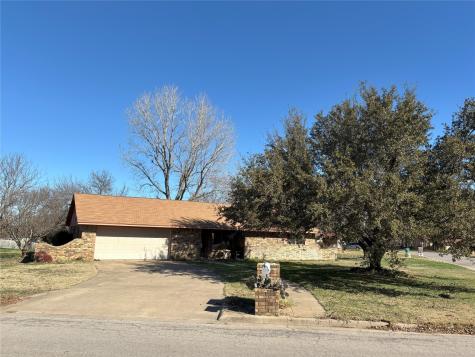 1405 N Prairie Wind Boulevard Stephenville TX 76401