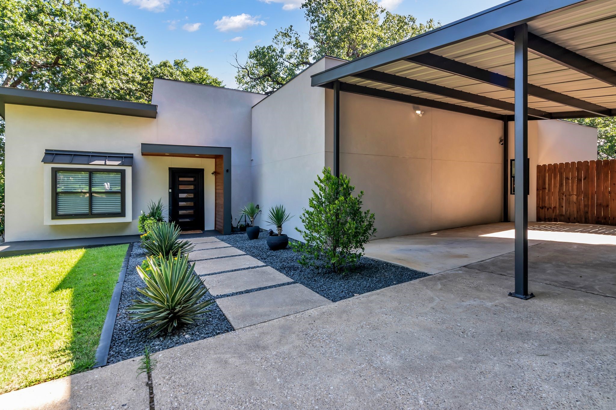 3449 Wt Parr Road W Grapevine TX 76051