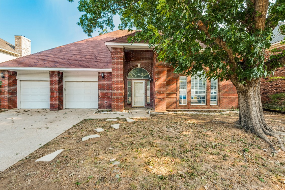 2803 Redstone Drive Arlington TX 76001