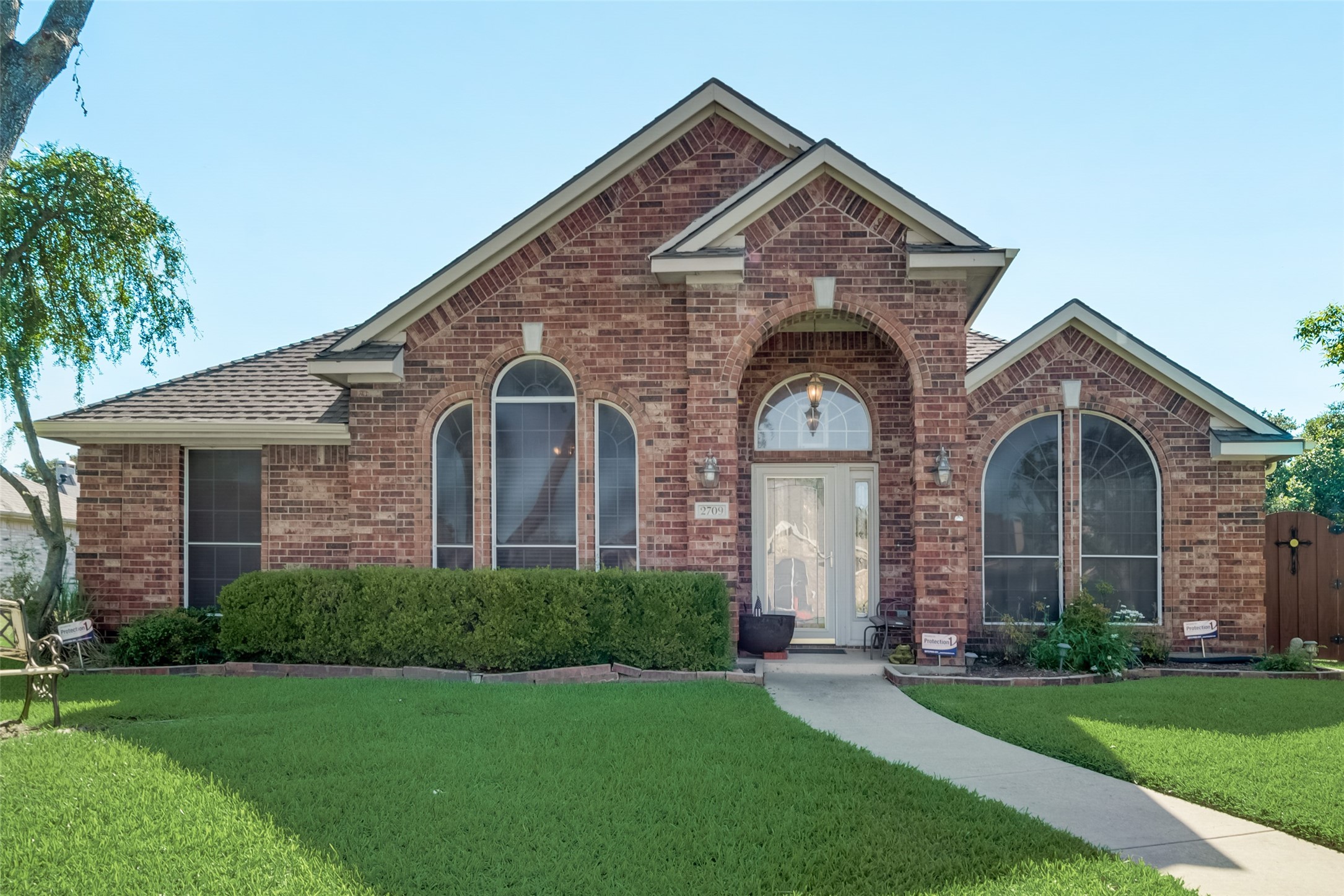 2709 Wedgemere Drive Garland TX 75040