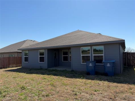 820 Lakeview Drive Alvarado TX 76009