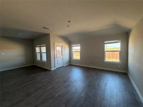 820 Lakeview Drive Alvarado TX 76009