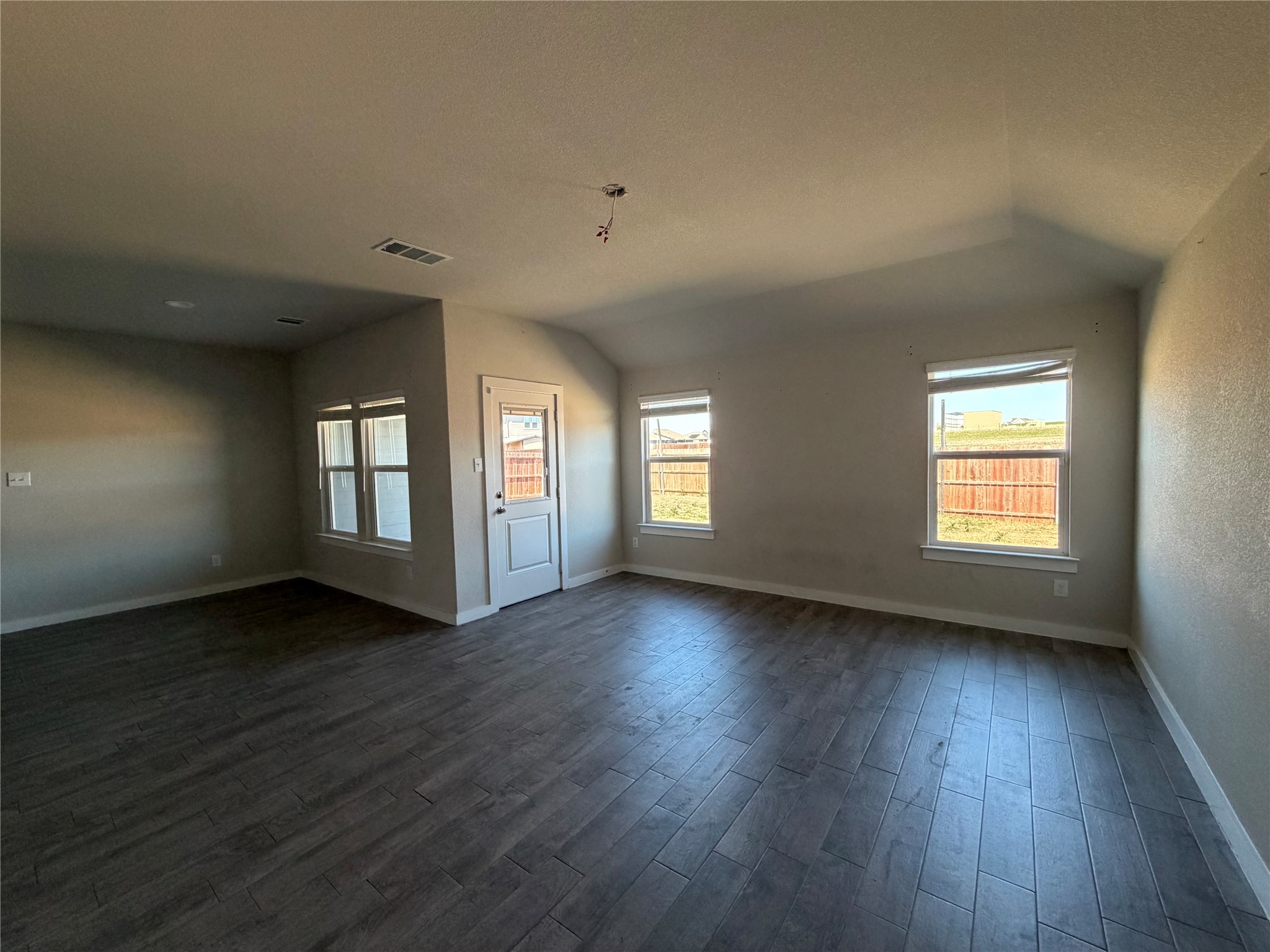 820 Lakeview Drive Alvarado TX 76009