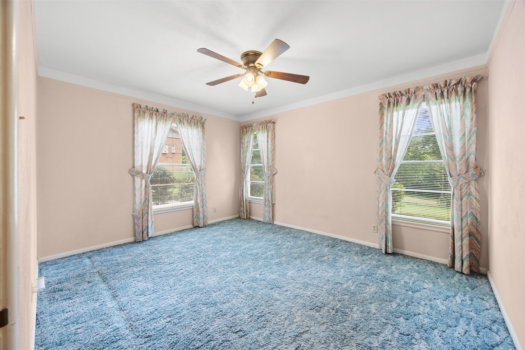 1512 Weiler Boulevard Fort Worth TX 76112