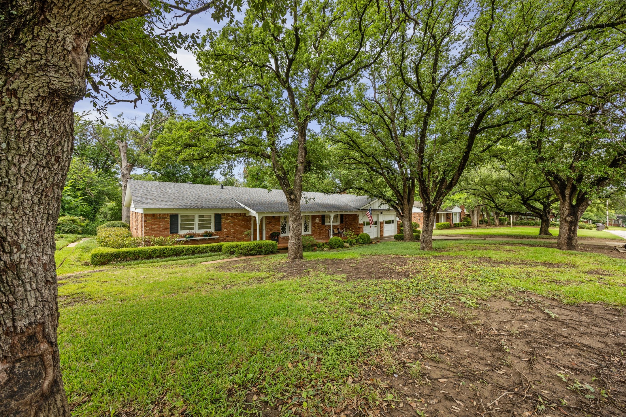 1512 Weiler Boulevard Fort Worth TX 76112
