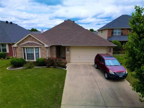 3023 Greenway Drive Burleson TX 76028