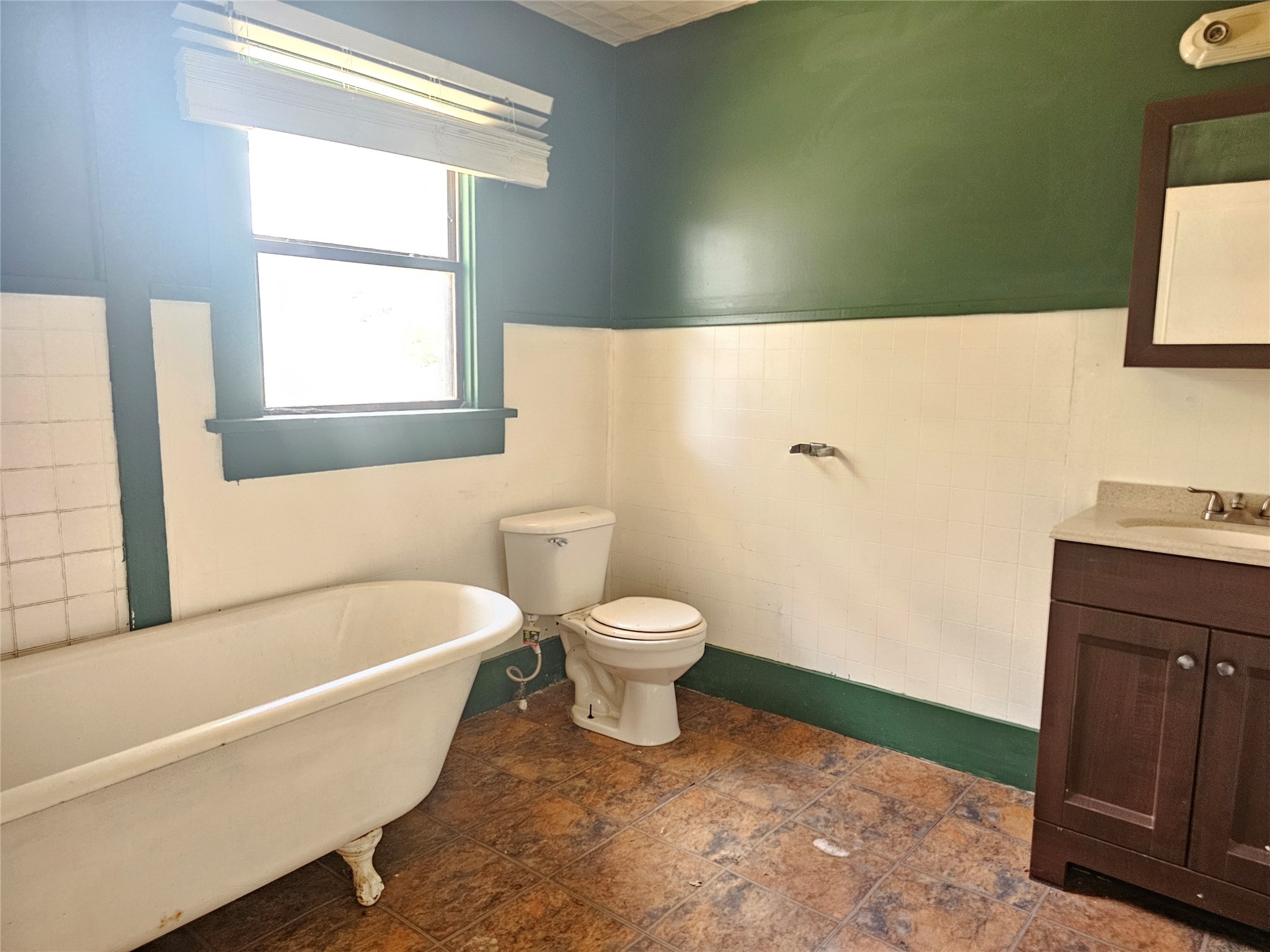 216 E Pecan Street Bangs TX 76823