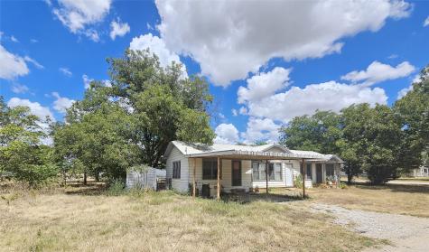 216 E Pecan Street Bangs TX 76823