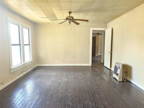 216 E Pecan Street Bangs TX 76823