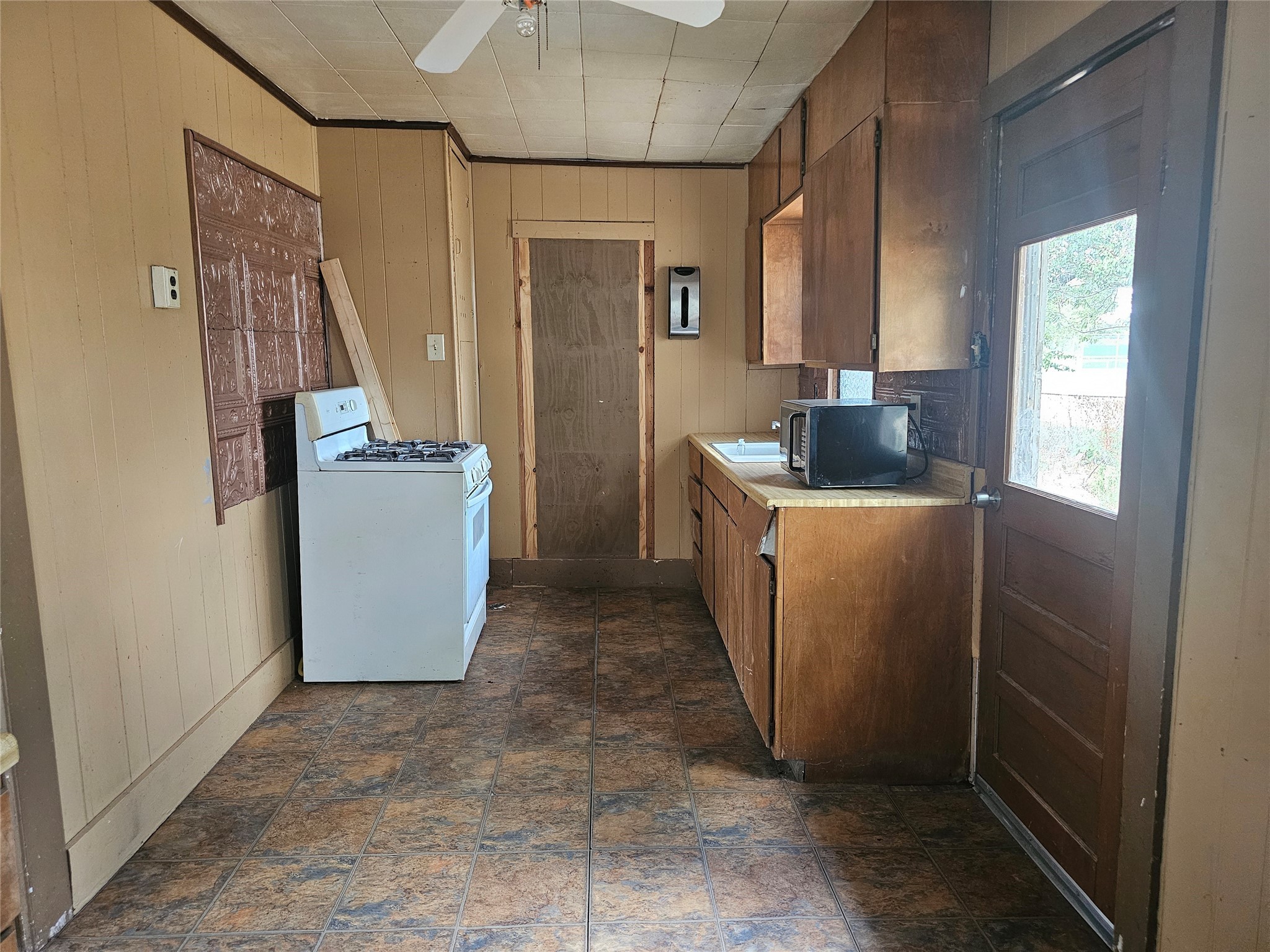 216 E Pecan Street Bangs TX 76823