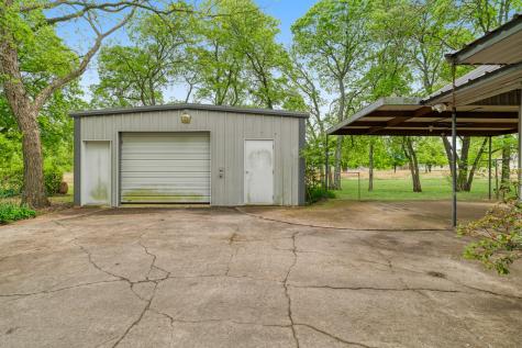 7757 Farm Road 137 Paris TX 75460