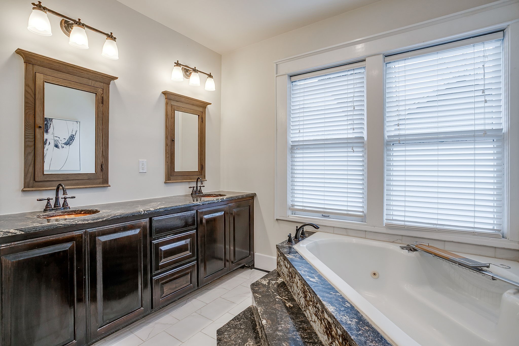 2309 Mistletoe Avenue Fort Worth TX 76110