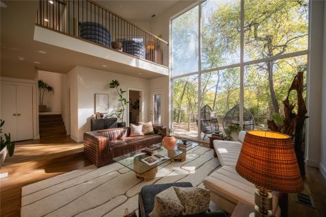 2628 Maple Springs Boulevard Dallas TX 75235