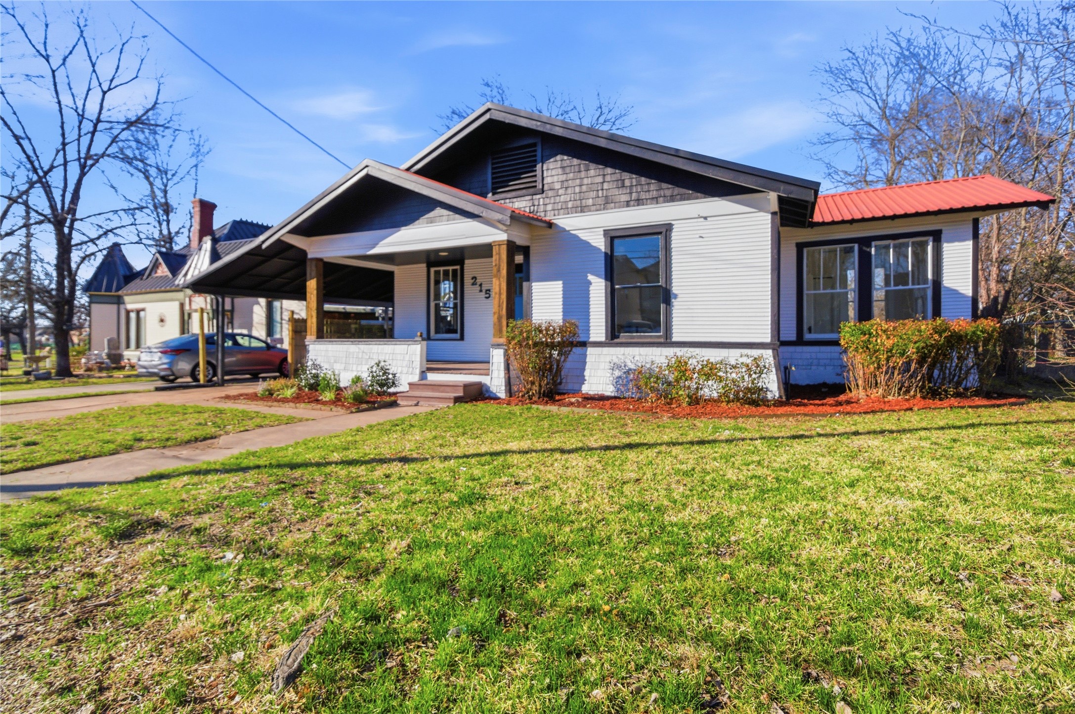 215 E 12th Street Bonham TX 75418