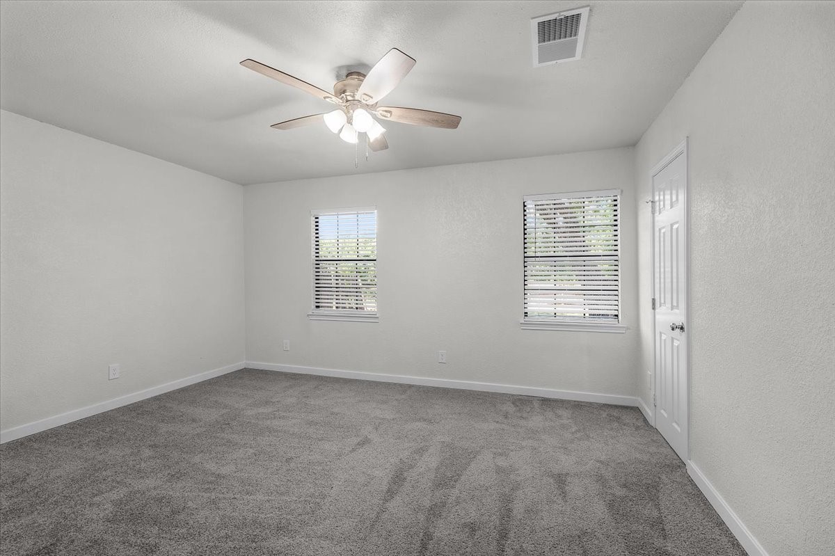 643 E Columbia Drive Azle TX 76020