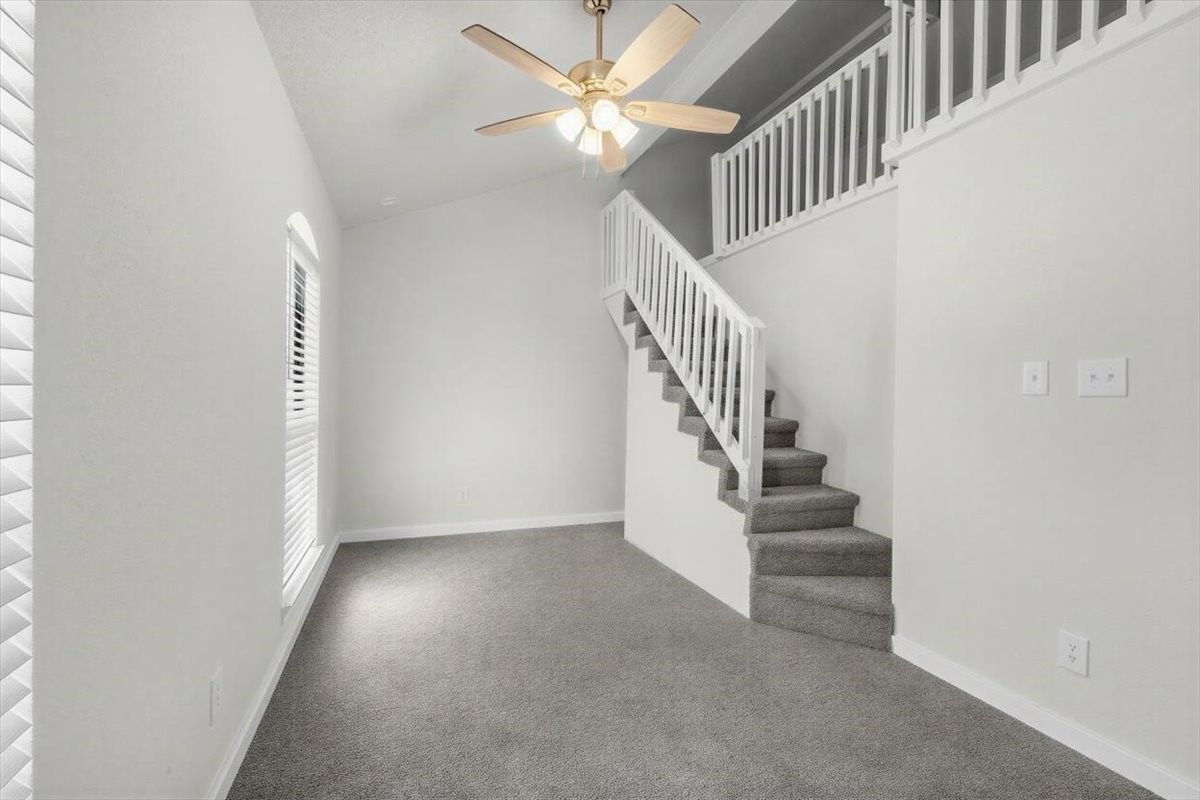 643 E Columbia Drive Azle TX 76020
