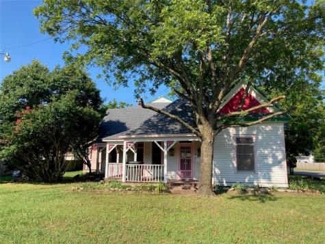 1315 N Wilhite Street Cleburne TX 76031