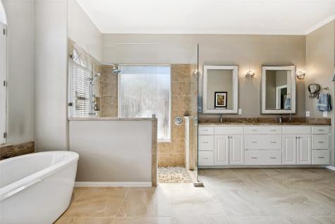 114 Danielle Drive Hudson Oaks TX 76087