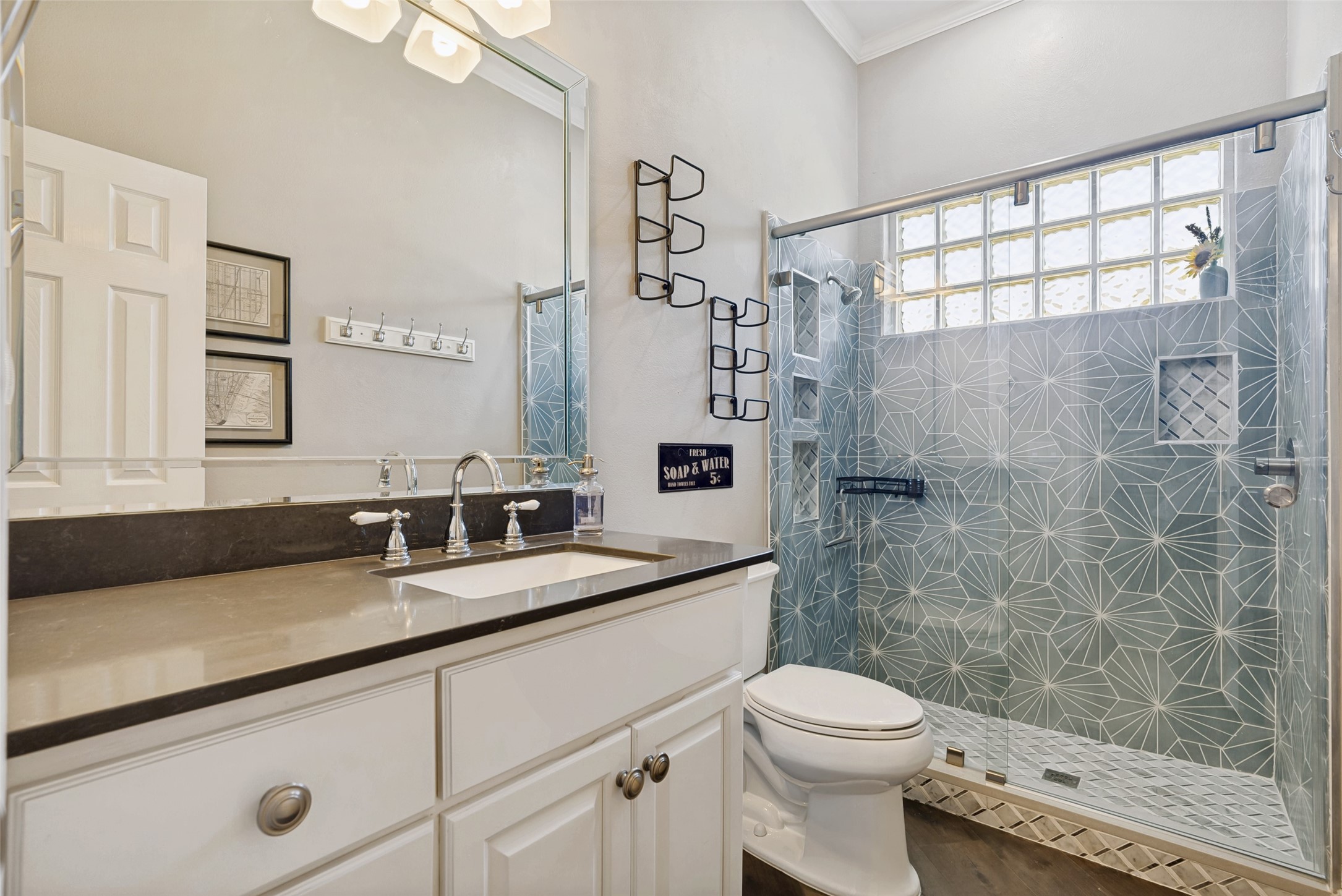 114 Danielle Drive Hudson Oaks TX 76087