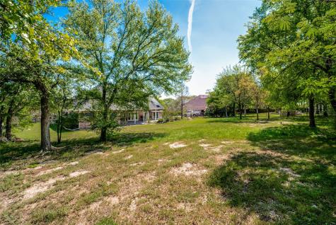 114 Danielle Drive Hudson Oaks TX 76087