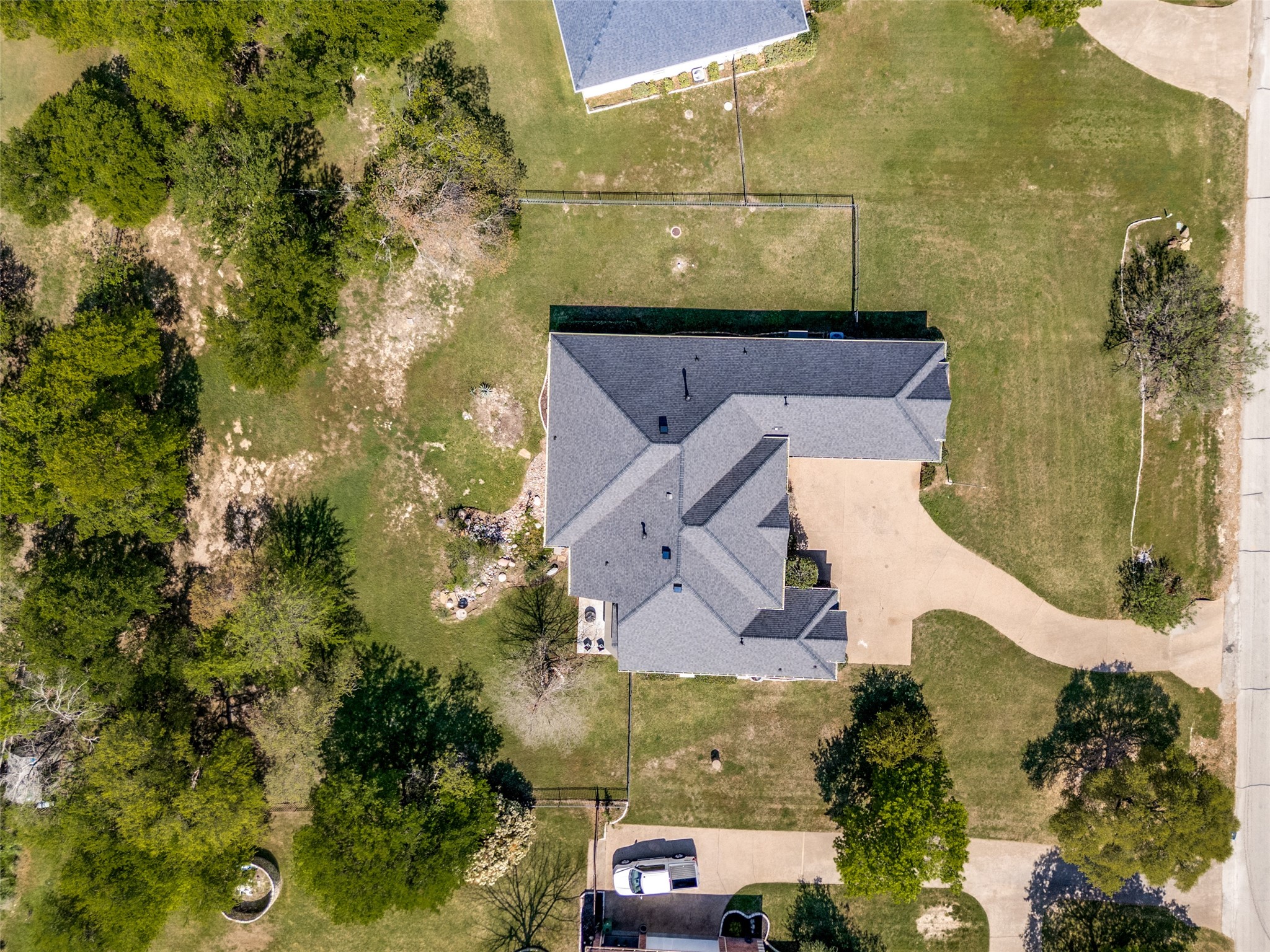 114 Danielle Drive Hudson Oaks TX 76087
