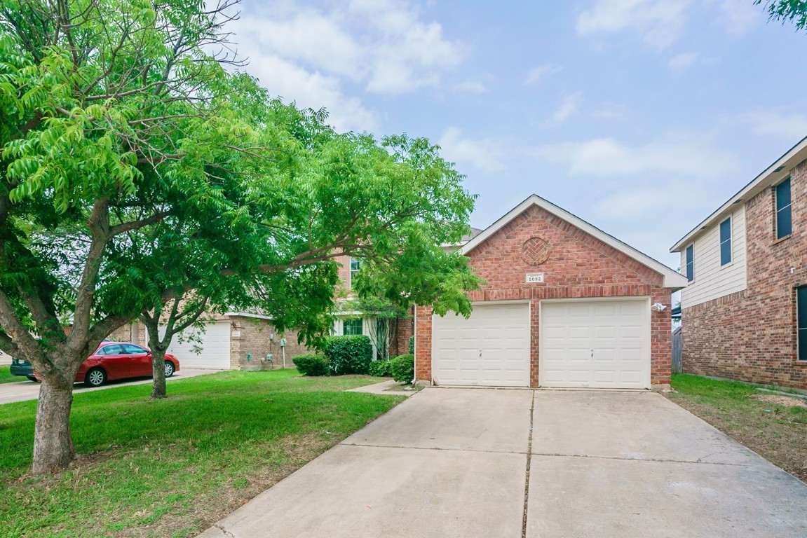 5892 Crestview Drive Grand Prairie TX 75052