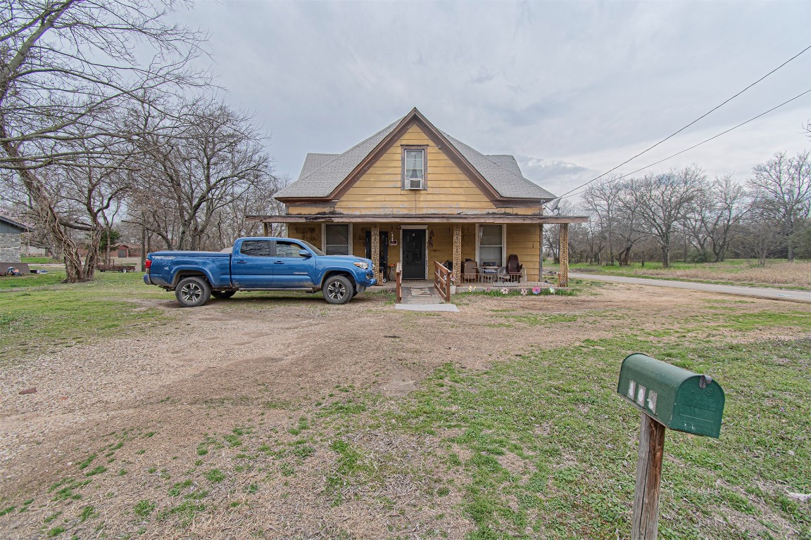 805 Buck Street Gainesville TX 76240