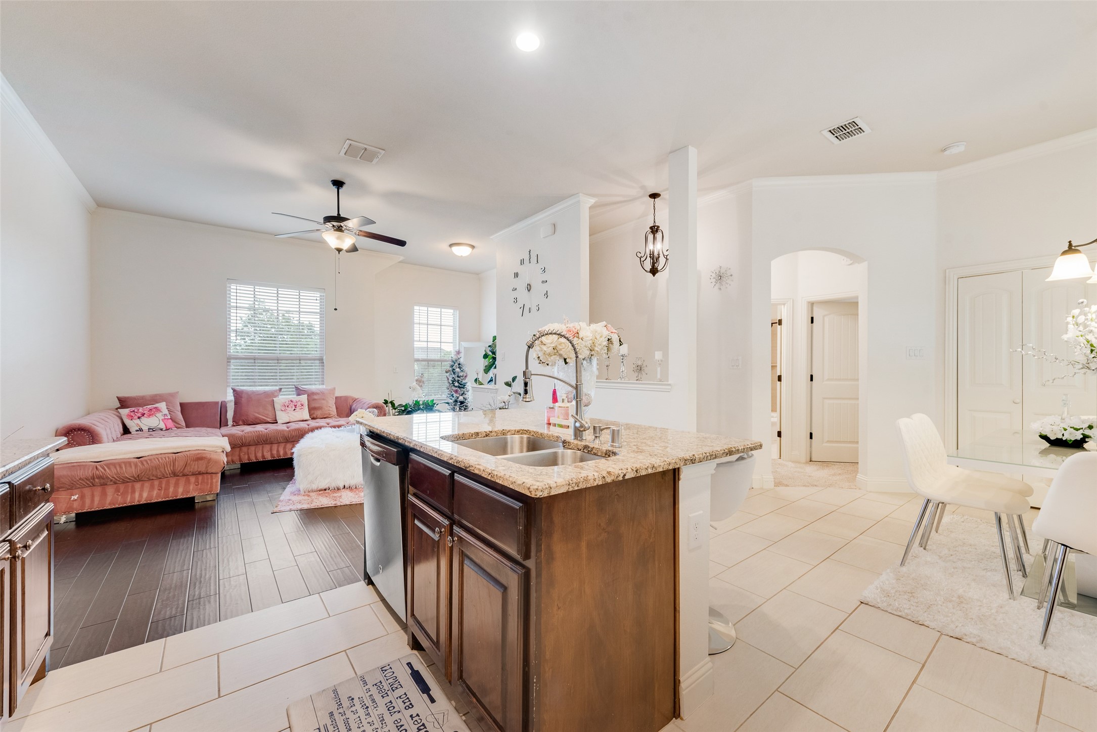 5039 Venecia Way Grand Prairie TX 75052