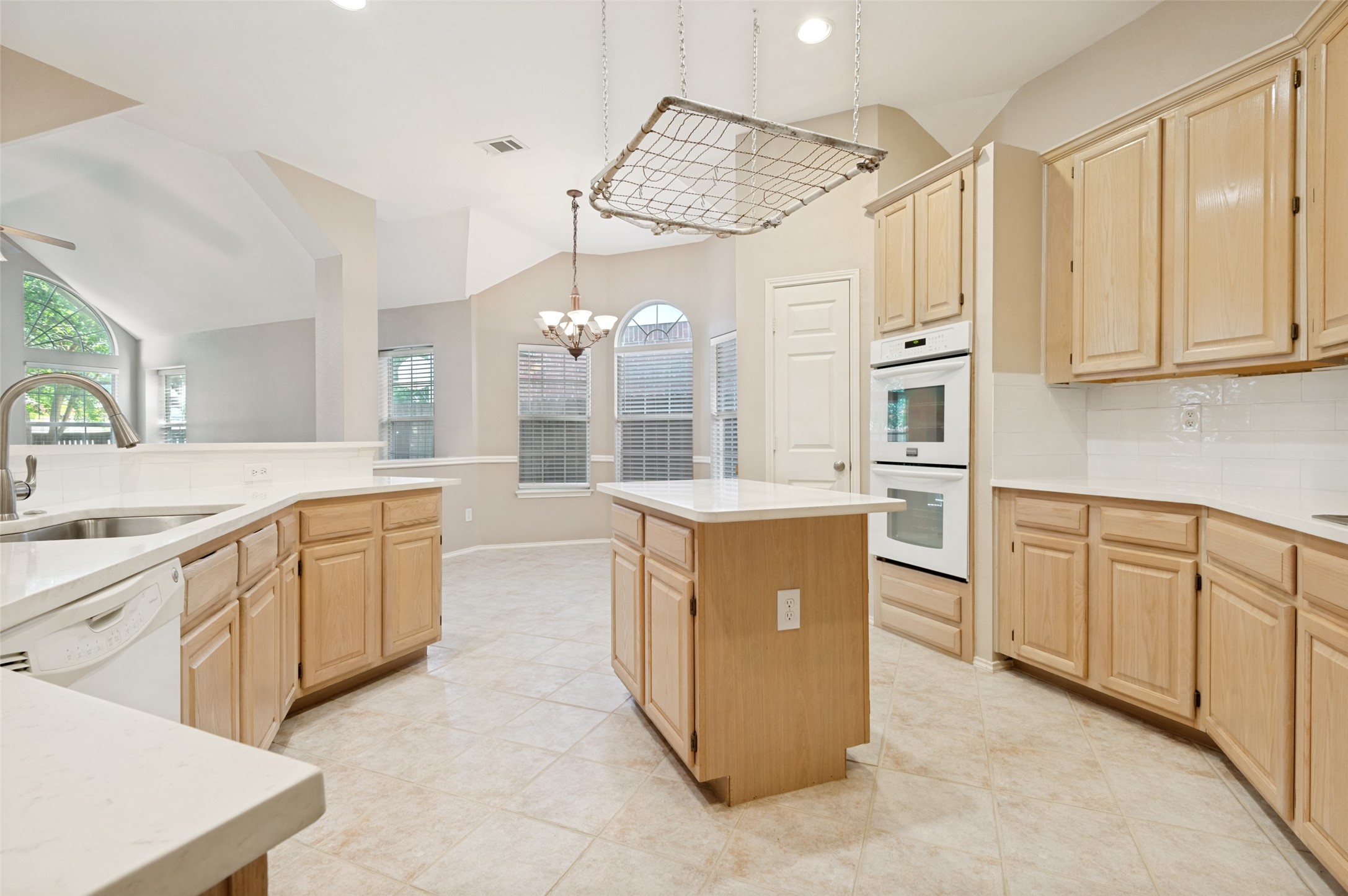 4244 Peppermill Lane Dallas TX 75287