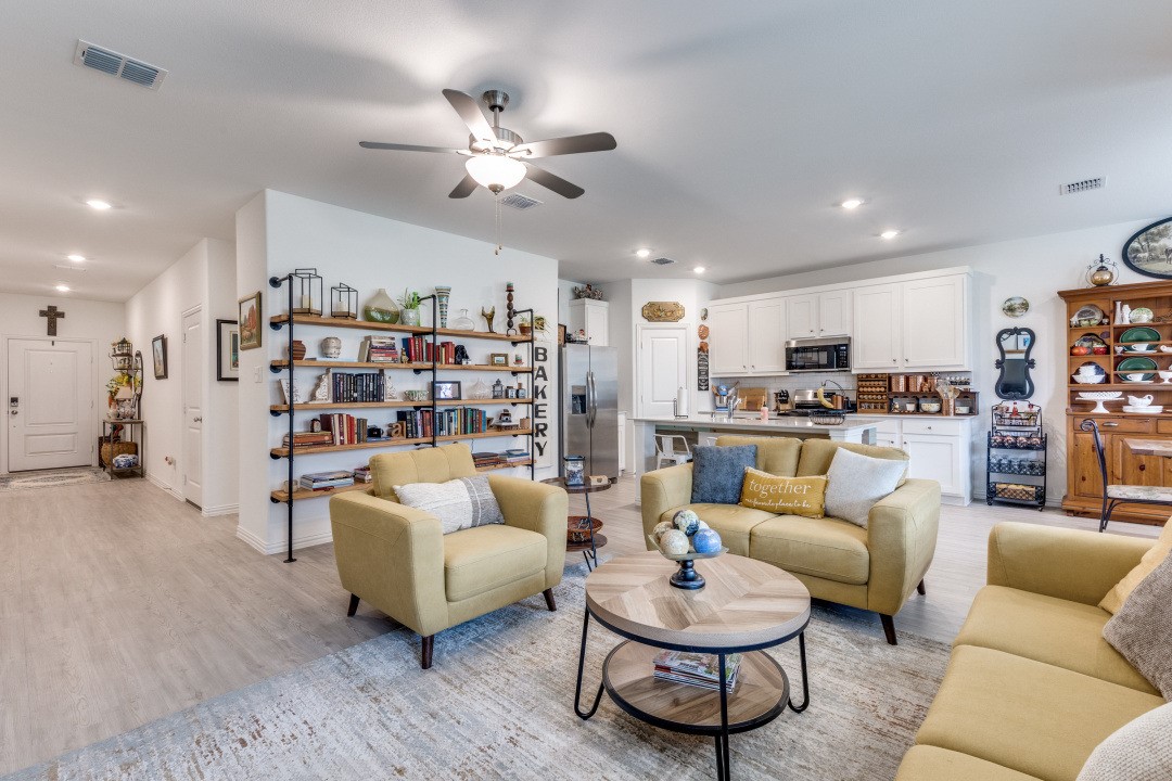 1213 Dragon Way Azle TX 76020