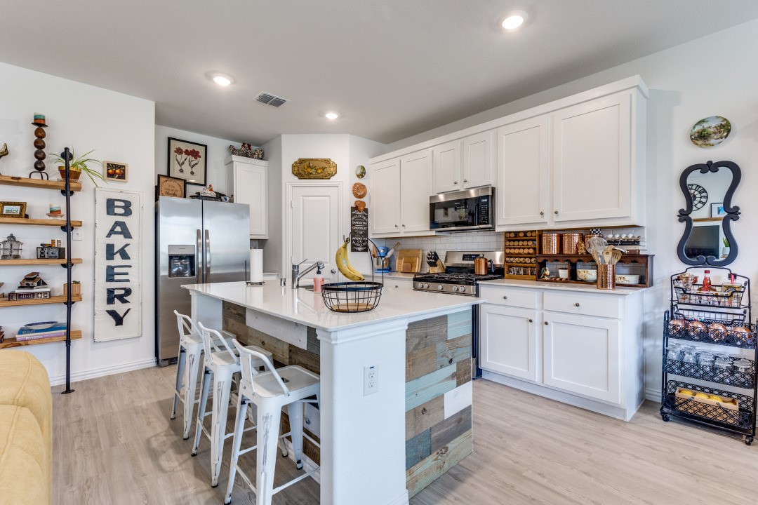 1213 Dragon Way Azle TX 76020