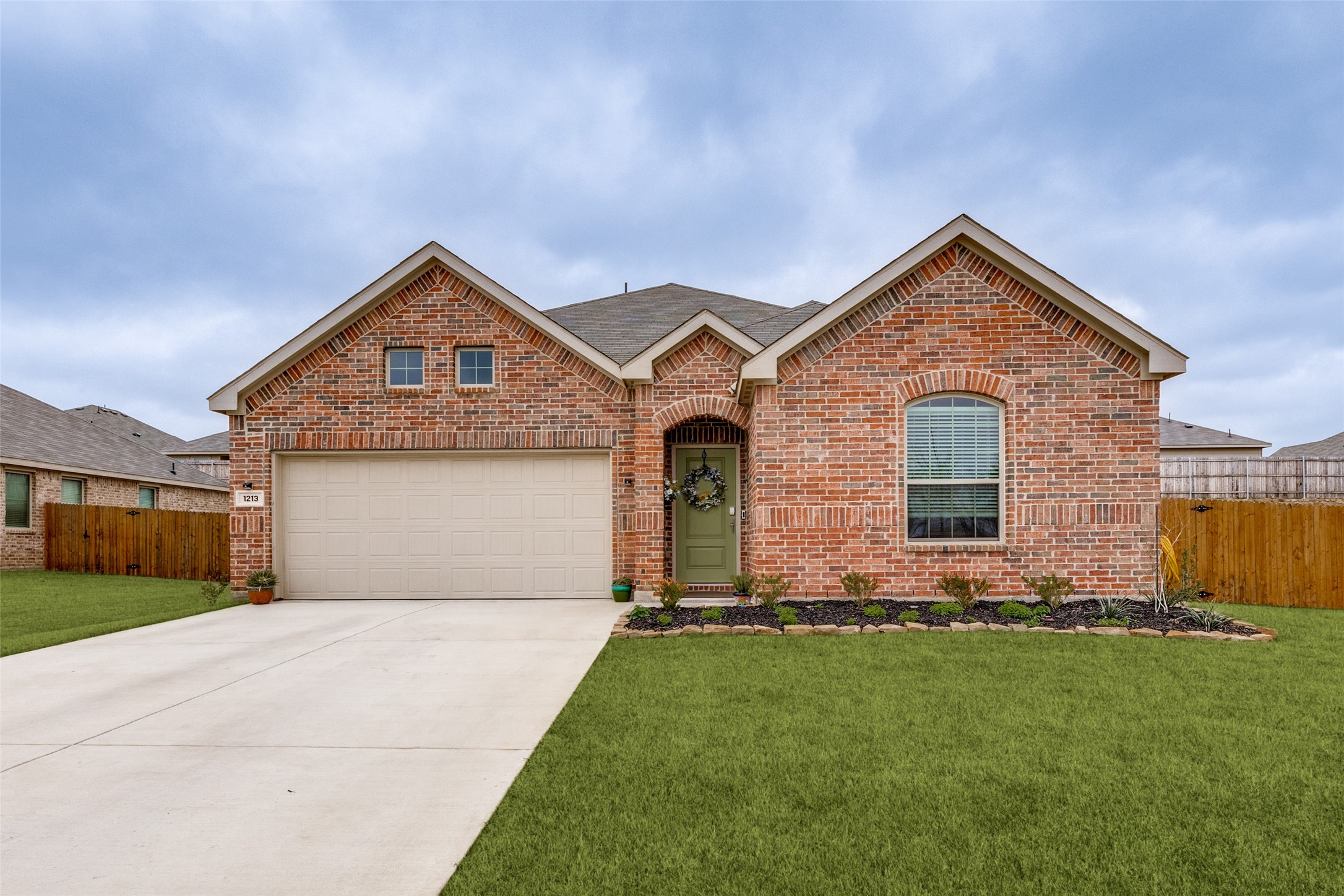 1213 Dragon Way Azle TX 76020
