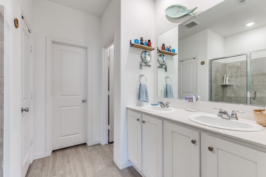 1213 Dragon Way Azle TX 76020