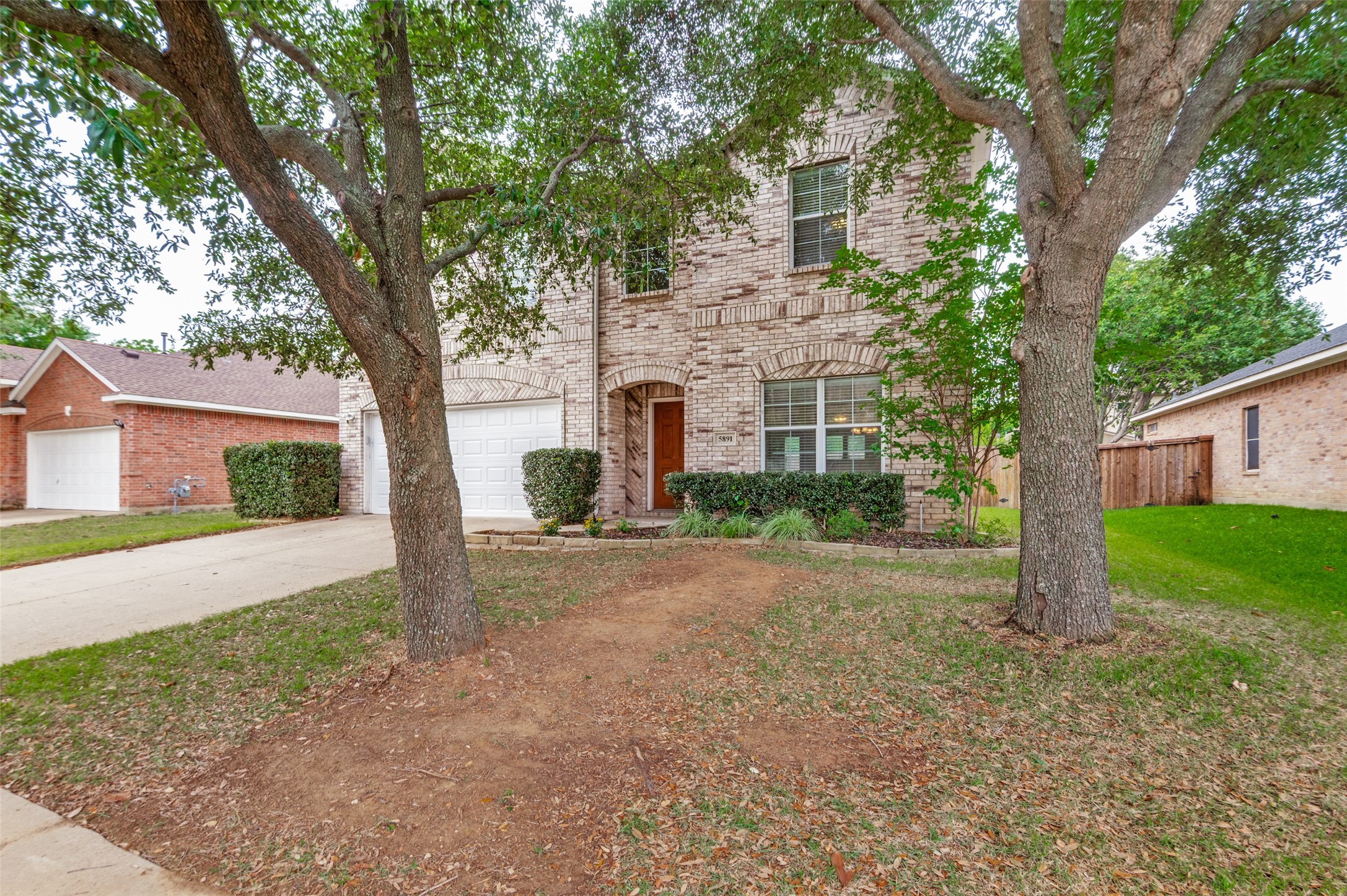 5891 Candlelight Lane Grand Prairie TX 75052