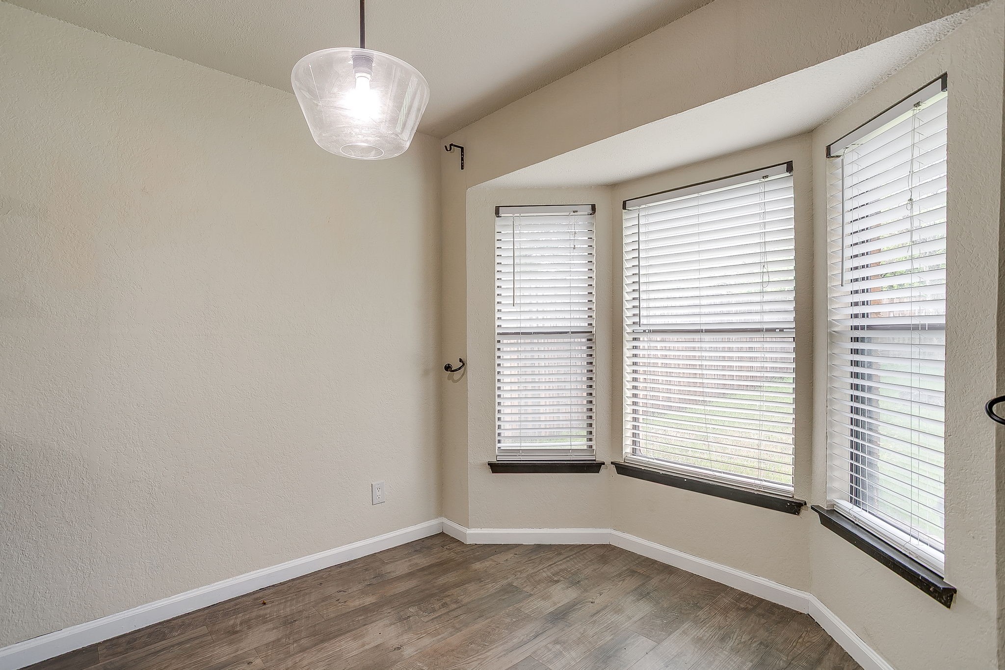 2733 Southpark Lane Fort Worth TX 76133