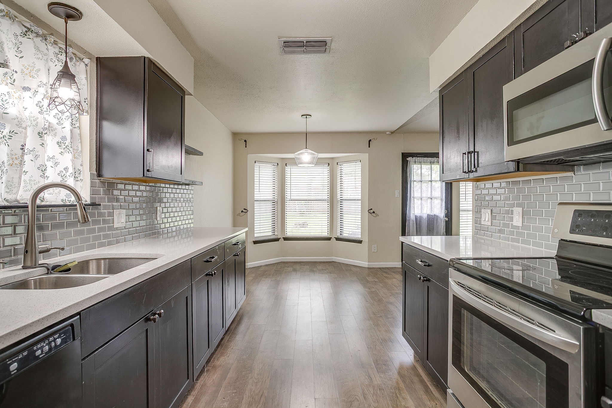 2733 Southpark Lane Fort Worth TX 76133