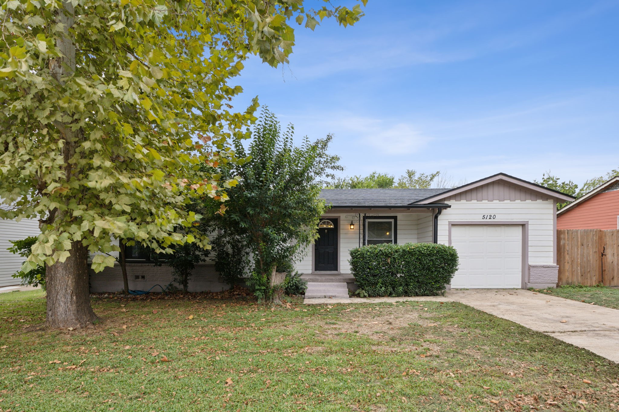 5120 Stephanie Drive Haltom City TX 76117