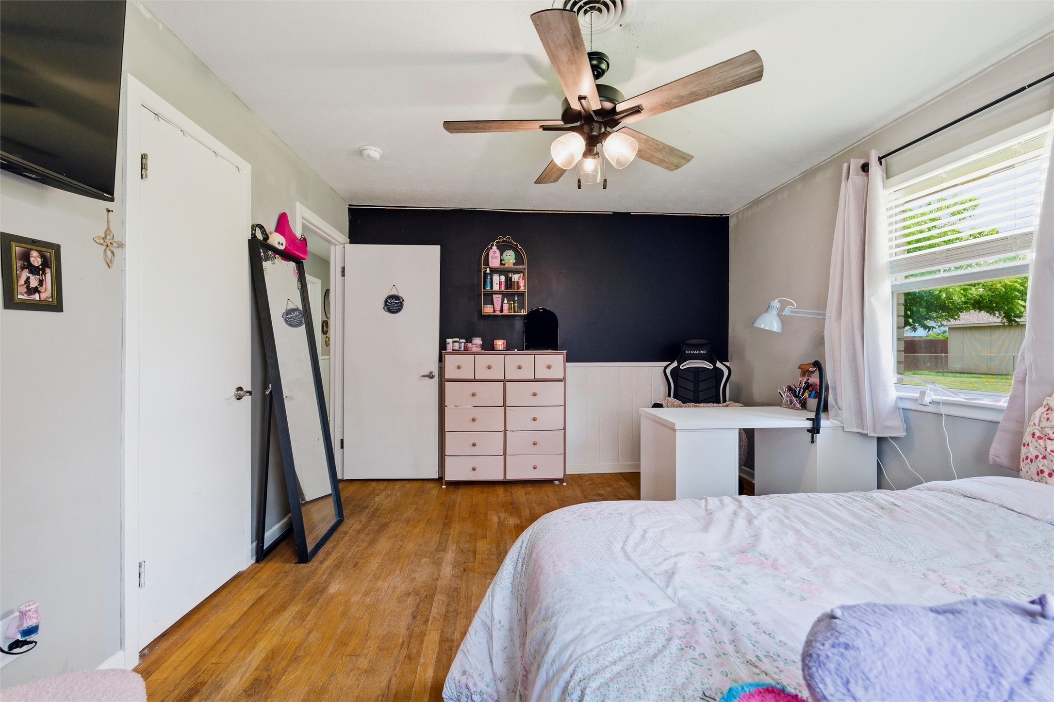 1213 Park Center Street Benbrook TX 76126
